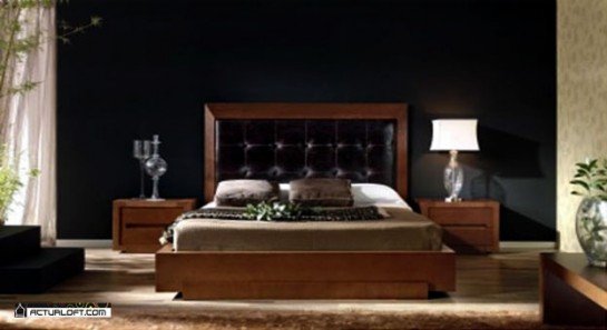 Cama. Look moderno,  elaborada en madera cedro, su bisel en el marco del espaldar y su tapizado en cuero piel  negro es genial,  ideal para tu hogar,    Ref.A 001
